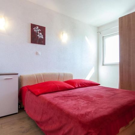 Apartman J & K Подстрана Екстер'єр фото