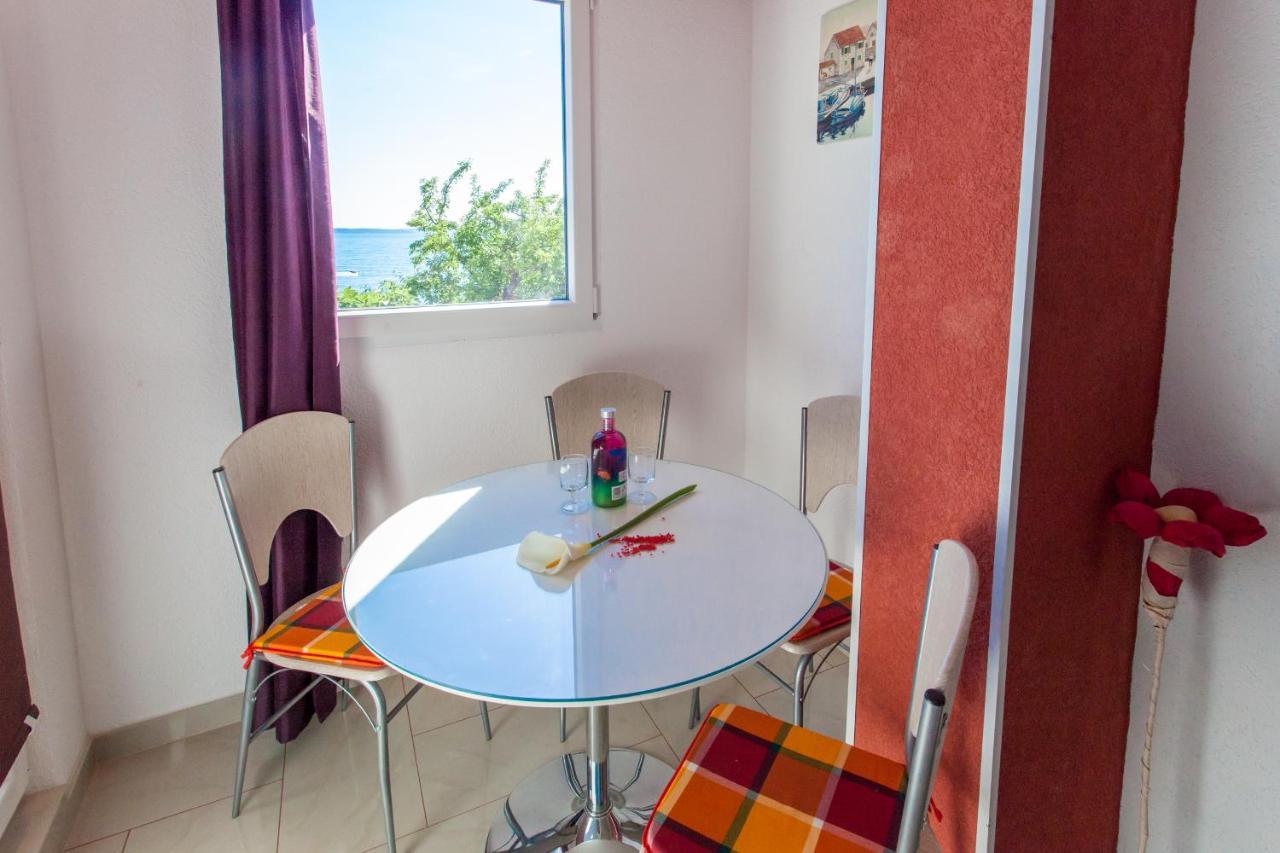 Apartman J & K Подстрана Екстер'єр фото